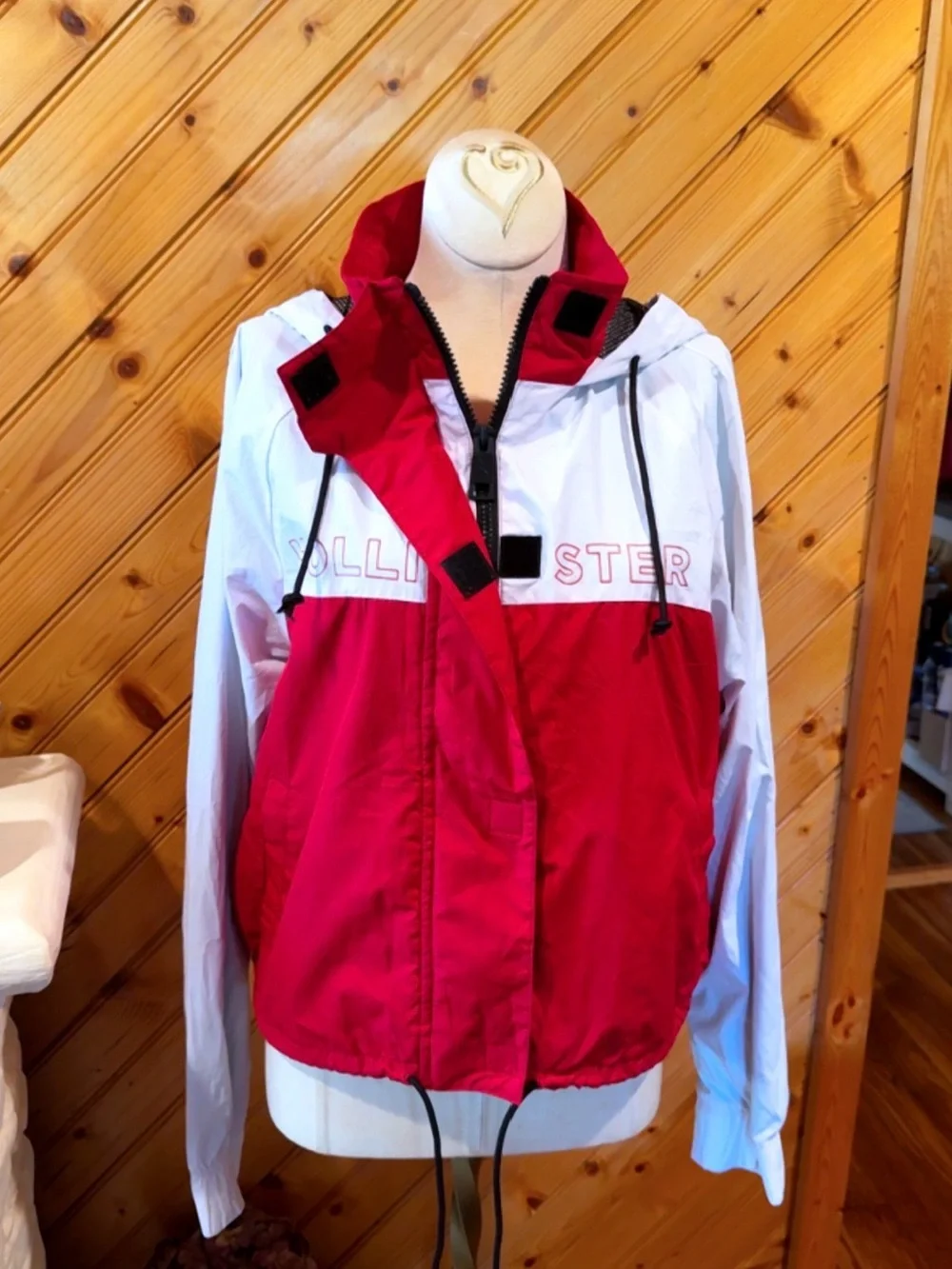 Hollister Women’s Medium Red White Colorblock Hooded Windbreaker Jacket